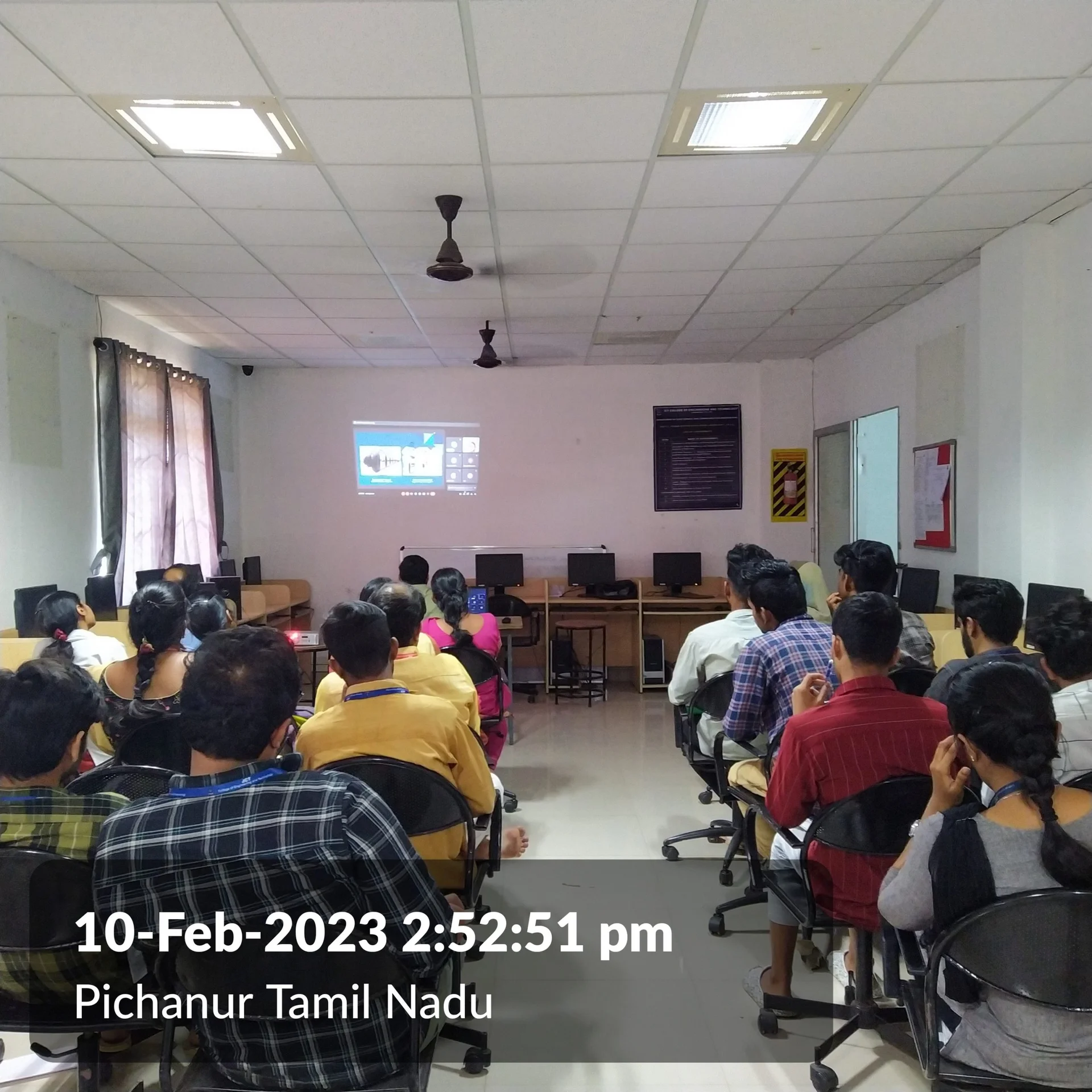 Expert Talk’ series, organized by the Electronics and communication Engineering Department — photo 7
