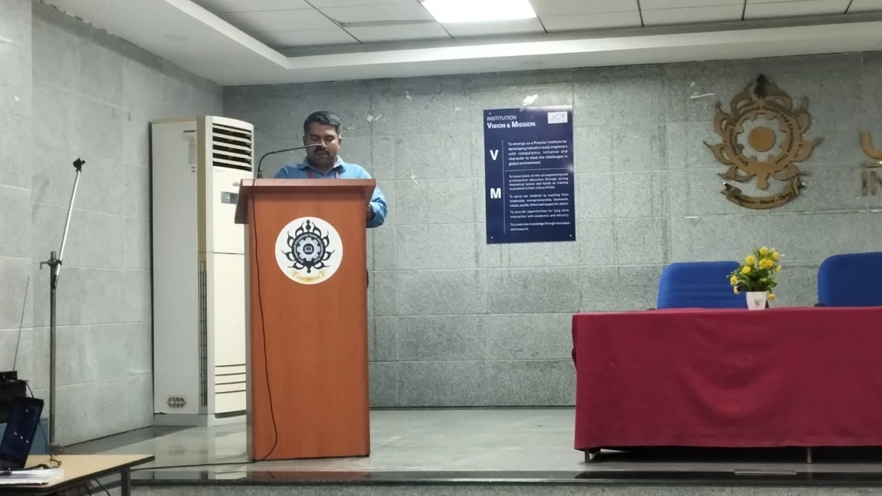 A workshop on Problem Solving and Ideation organized by the Department of Computer Science and Engineering — photo 1