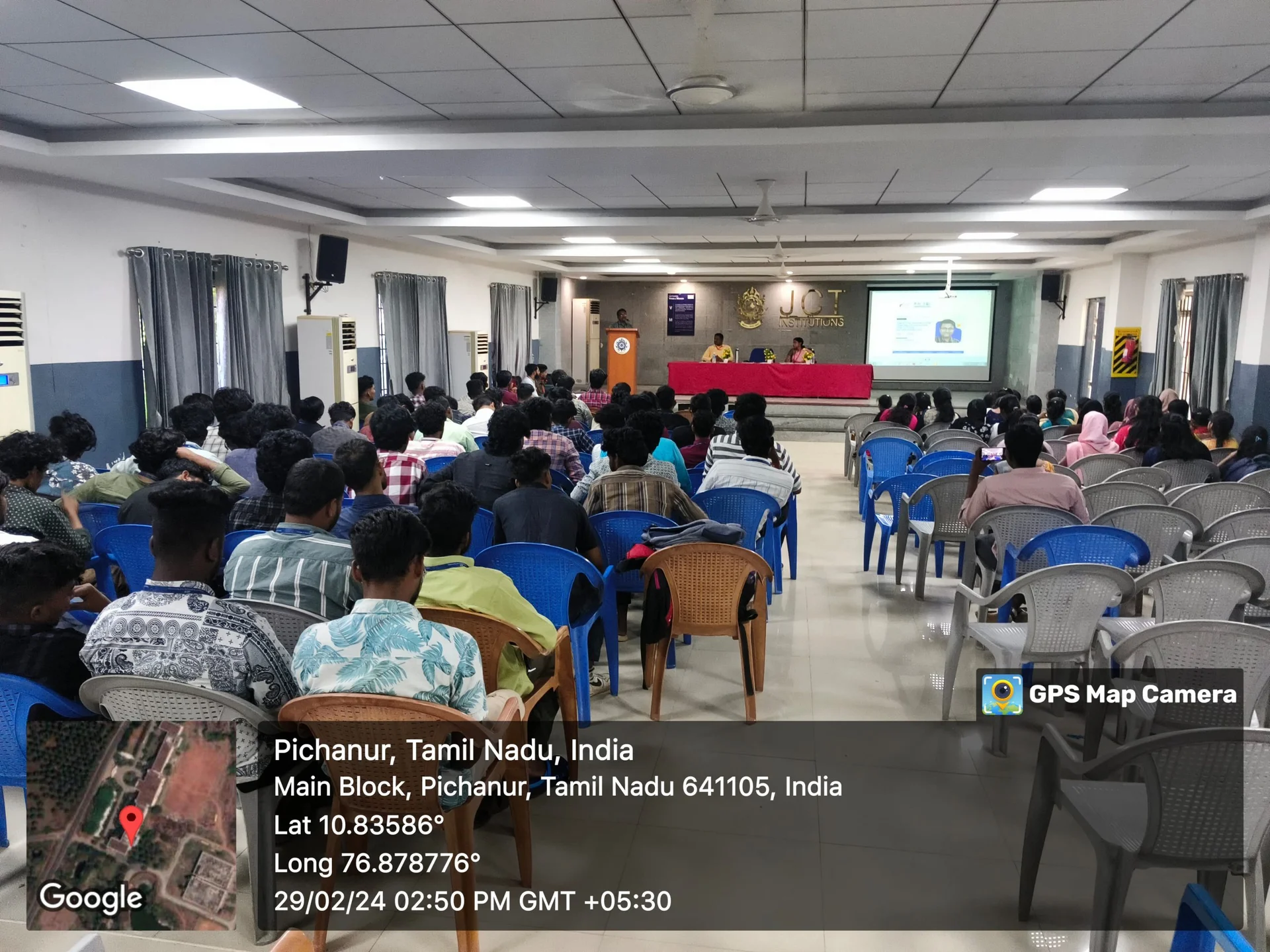 A seminar on Creative Incubation Centre Utilization for Future Entrepreneurs — photo 1