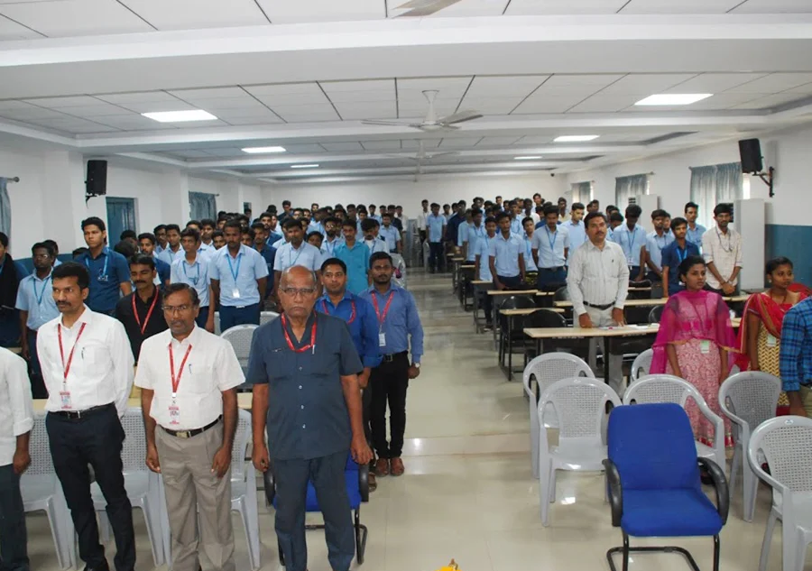 Two Days Workshop and Hands on Training in Pilot Plant Distillation Units — photo 1