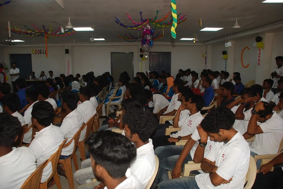 JFINAGLES-NATIONALl Level Technical Symposium-tarang-2k19 Organized by Department of Computer Science and Engineering — photo 8