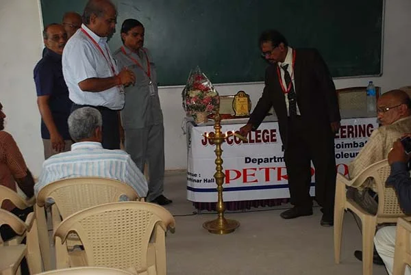 Jfinagles – Petronova 2k19 National Level Symposium Organized by Department of Petroleum Engineering — photo 8