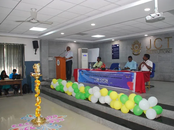 JFINAGLES – Takshak 2k19 National Level Technical Symposium Organized by Department of Electronics and Communication Engineering — photo 9