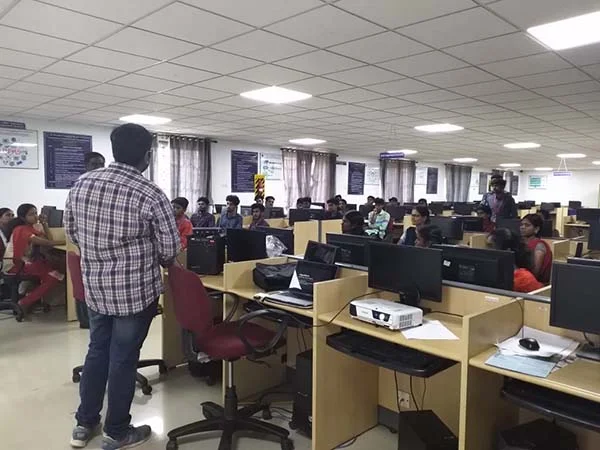 Guest Lecture on “design and Analysis of Algorithm” — photo 3
