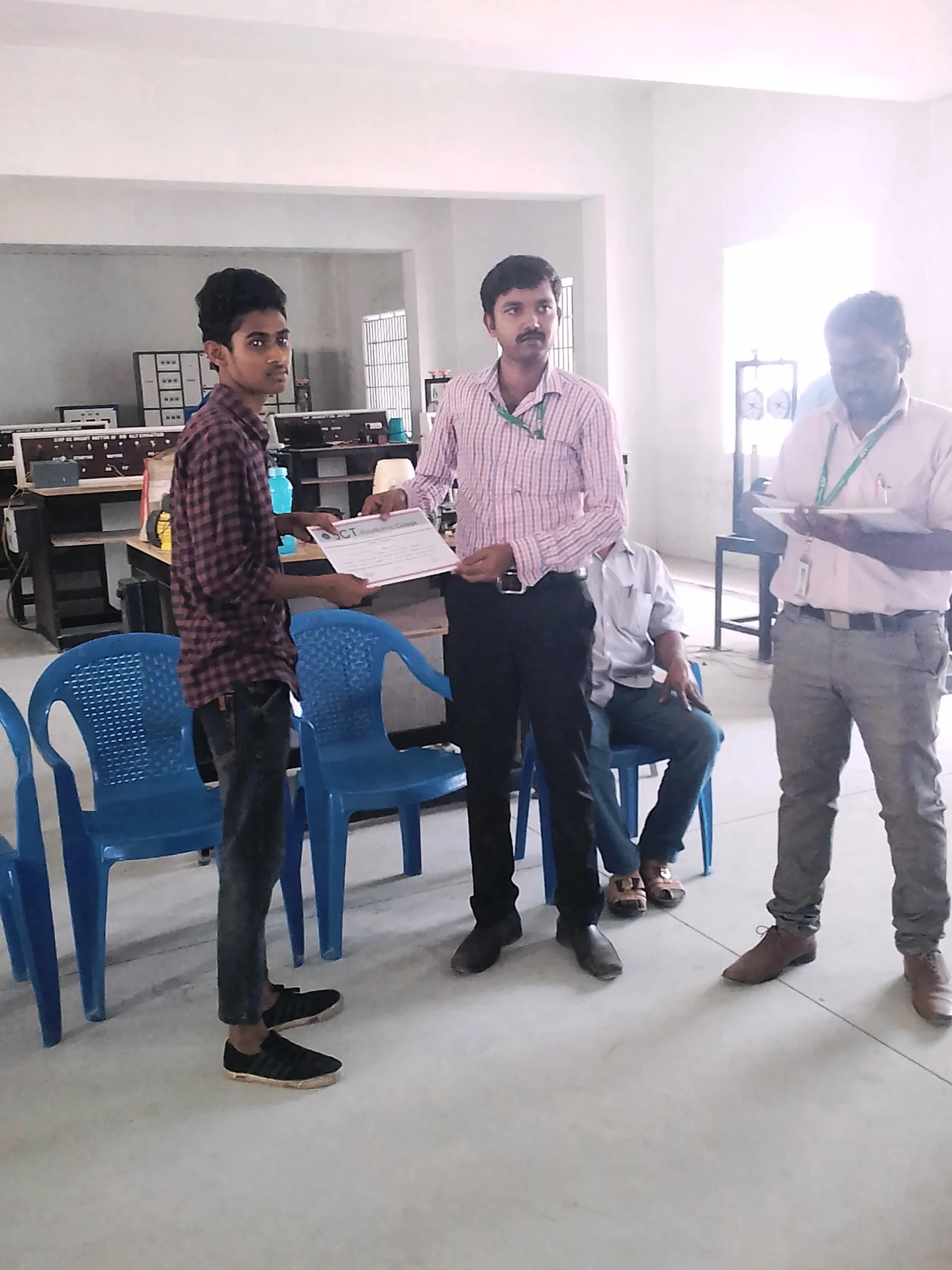 Electrixo 2018-choice Based Programmes (3 Workshops and Symposium With Technical Events) Organized by Department of Eee,jct Polytechnic College on 09th & 10th February 2018. — photo 8