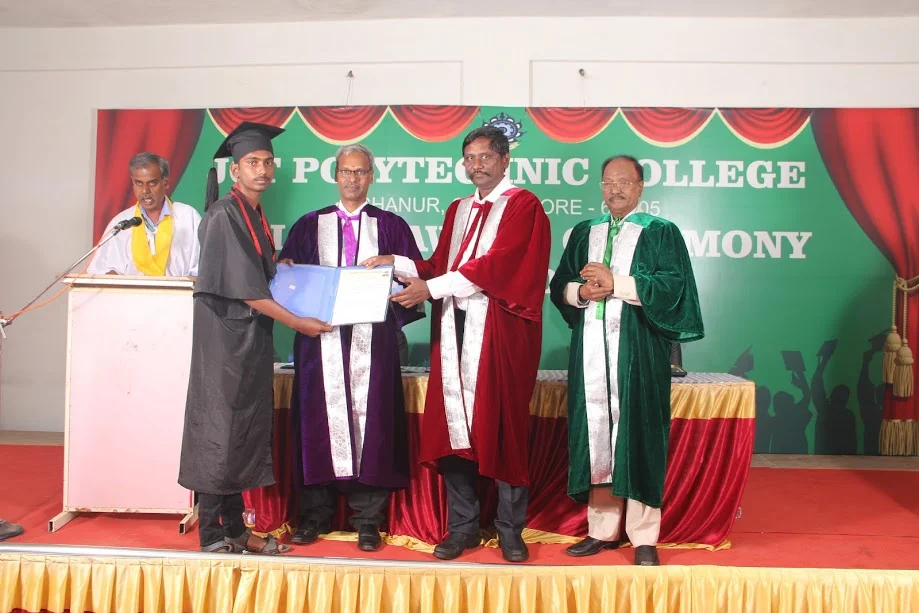 Diploma Award Cermony – 2018 Organized by Jct Polytechnic College on 26th July 2018 — photo 80