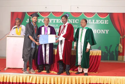 Diploma Award Cermony – 2018 Organized by Jct Polytechnic College on 26th July 2018 — photo 78