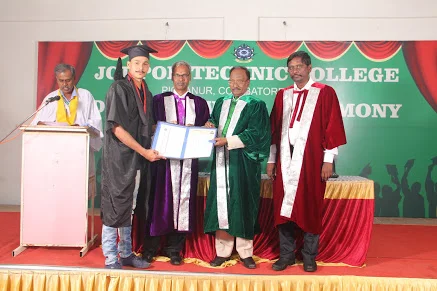Diploma Award Cermony – 2018 Organized by Jct Polytechnic College on 26th July 2018 — photo 73