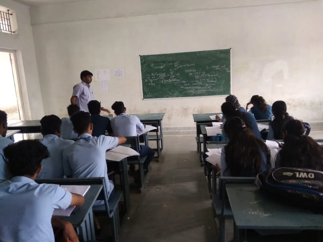 Guest Lecture on “structural Engineering” — photo 2