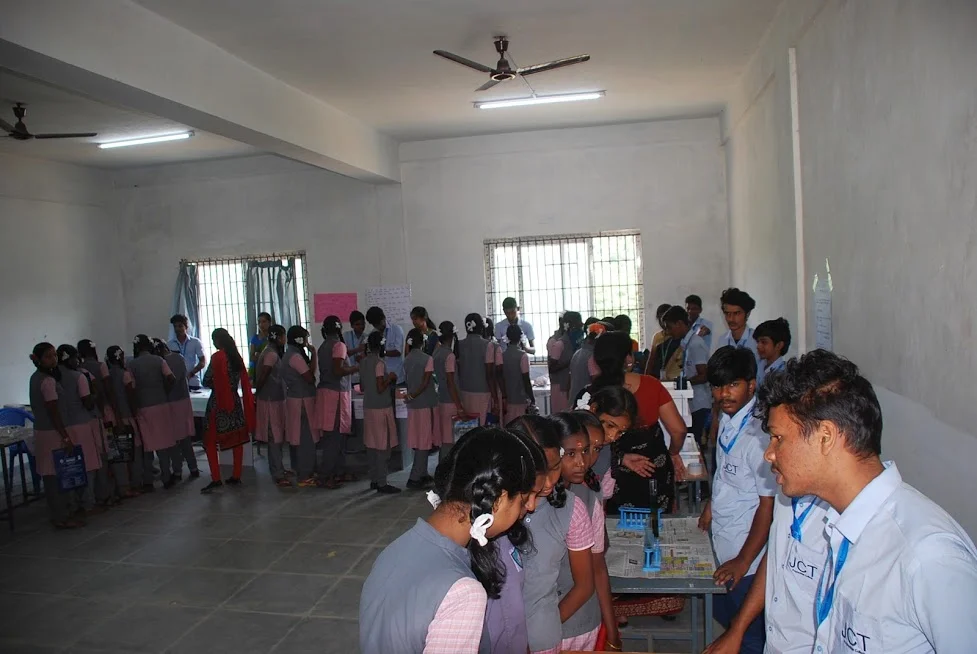 Ignite 2k19-three Days Inter-state Level Science Exhibition Organized by ﻿Jct Polytechnic College From 3rd to 5th January 2019 — photo 64