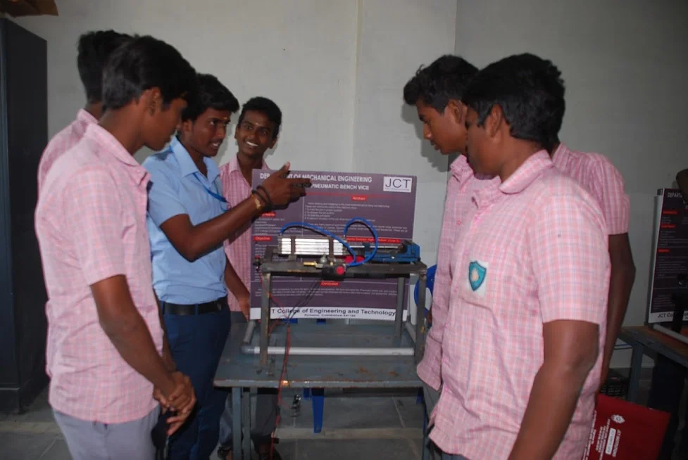 Ignite 2k19-three Days Inter-state Level Science Exhibition Organized by ﻿Jct Polytechnic College From 3rd to 5th January 2019 — photo 88