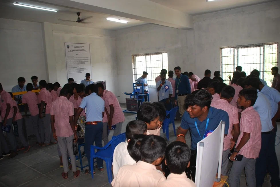 Ignite 2k19-three Days Inter-state Level Science Exhibition Organized by ﻿Jct Polytechnic College From 3rd to 5th January 2019 — photo 92